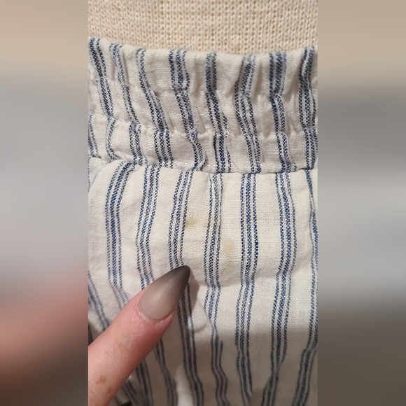 Linen Set - Picture 4 of 4